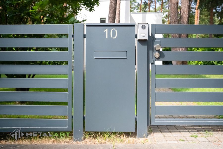 Sichtschutzzaun, Sichtschutzzäune, moderne Zäune, Zaunanlage Projekt, Zaun Metal Art, Zäune aus Polen, Zaun Berlin, Zaun günstig kaufen, Zäune und Tore, moderne Zäune, Sichtschutzzäune