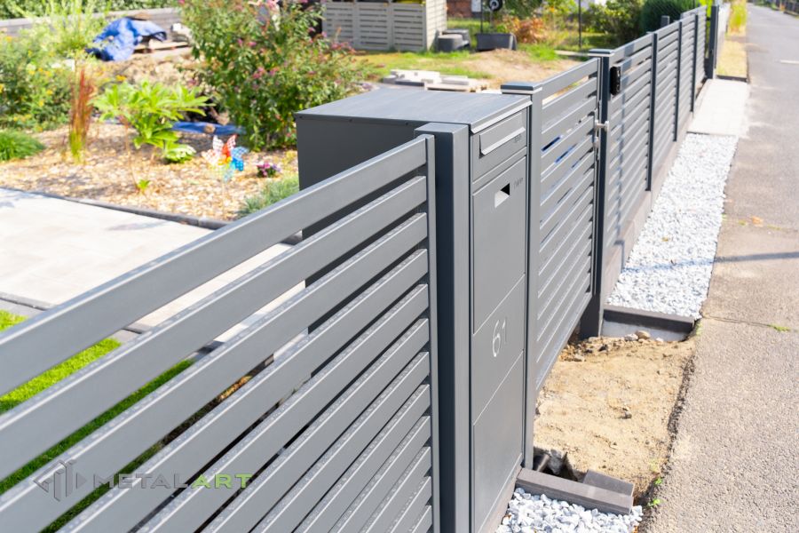 Sichtschutzzaun, Sichtschutzzäune, moderne Zäune, Zaunanlage Projekt, Zaun Metal Art, Zäune aus Polen, Zaun Berlin, Zaun günstig kaufen, Zäune und Tore, moderne Zäune, Sichtschutzzäune