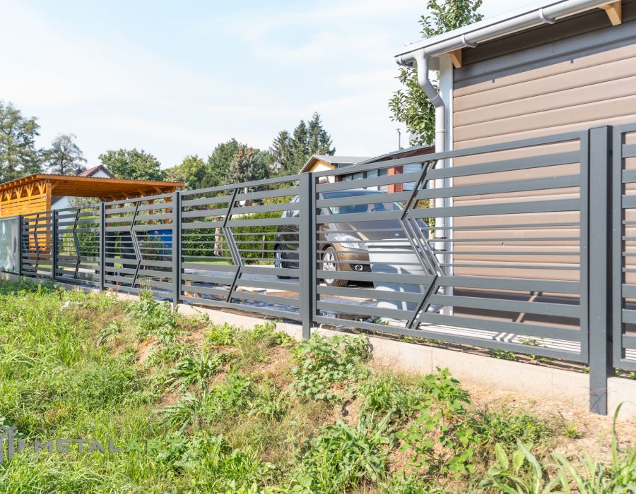 moderne Zäune, Zaunanlage Projekt, Zaun Metal Art, Zäune aus Polen, Zaun Berlin, Zaun günstig kaufen, Zäune und Tore