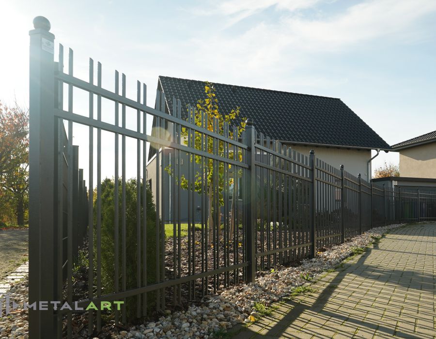 Zaunprojekt, Zaunmuster, Schmiedezaun, klassische Zäune, Gartenzaun