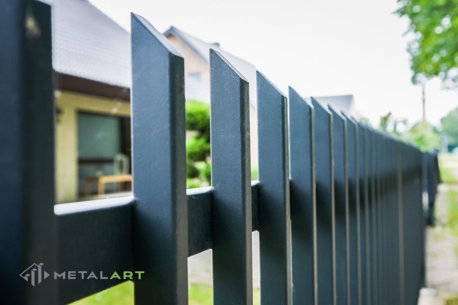 Zaunprojekt, Zaunportfolio, moderne Zäune, Zaunanlage Projekt, Zaun Metal Art, Zäune aus Polen, Zaun Berlin, Zaun günstig kaufen, Zäune und Tore