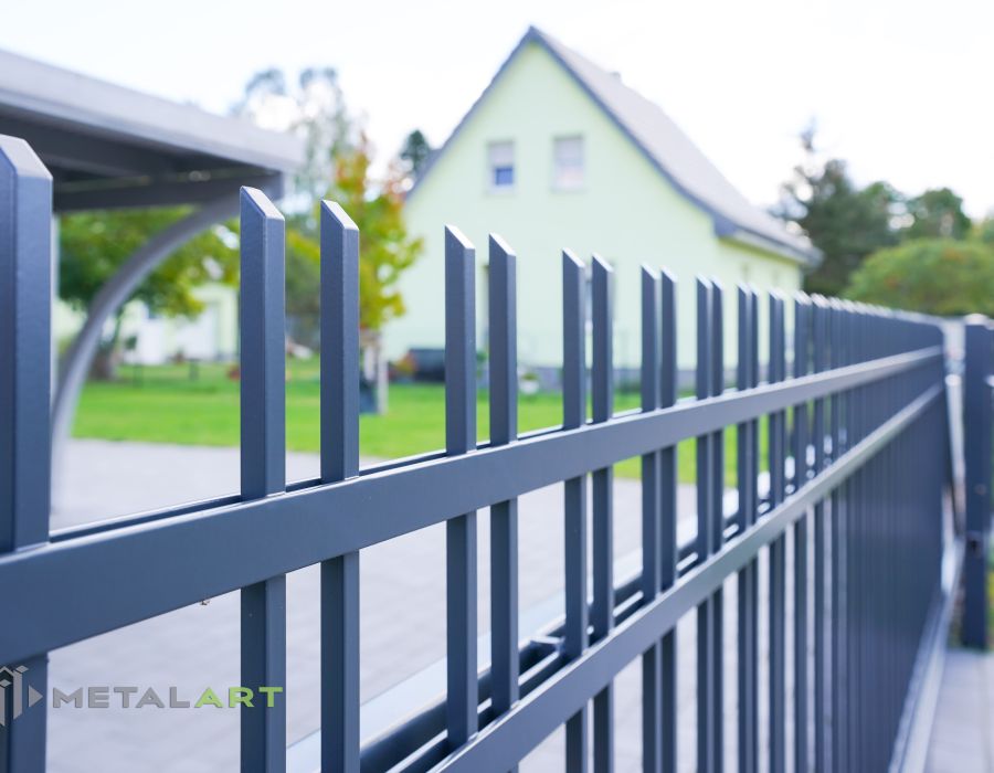 Zaunprojekt, Zaunmuster, Schmiedezaun, klassische Zäune, Gartenzaun