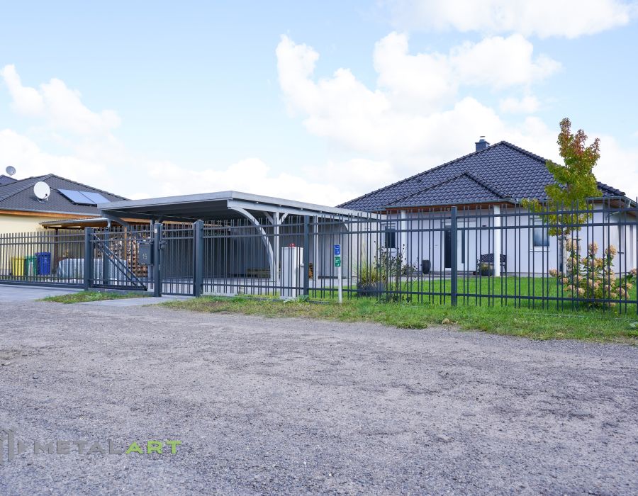 Zaunprojekt, Zaunmuster, Schmiedezaun, klassische Zäune, Gartenzaun