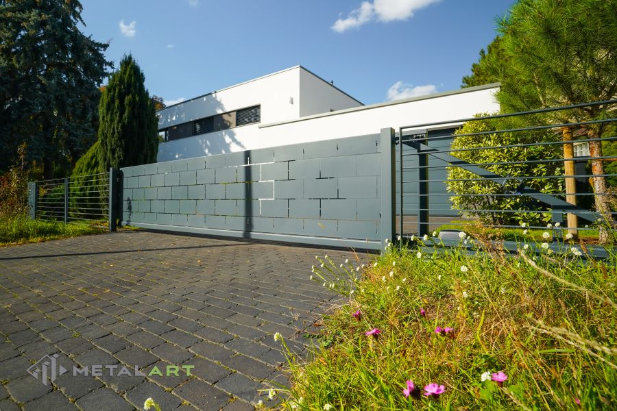 moderne Zäune, Zaunanlage Projekt, Zaun Metal Art, Zäune aus Polen, Zaun Berlin, Zaun günstig kaufen, Zäune und Tore, moderne Zäune, Sichtschutzzäune