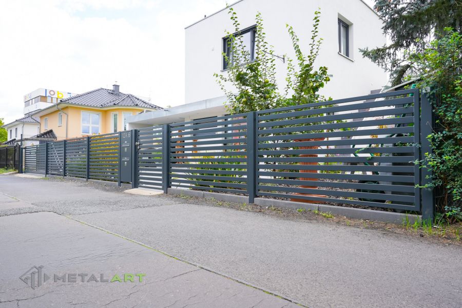 Sichtschutzzaun, moderne Zäune, Zaunanlage Projekt, Zaun Metal Art, Zäune aus Polen, Zaun Berlin, Zaun günstig kaufen, Zäune und Tore, moderne Zäune, Sichtschutzzäune