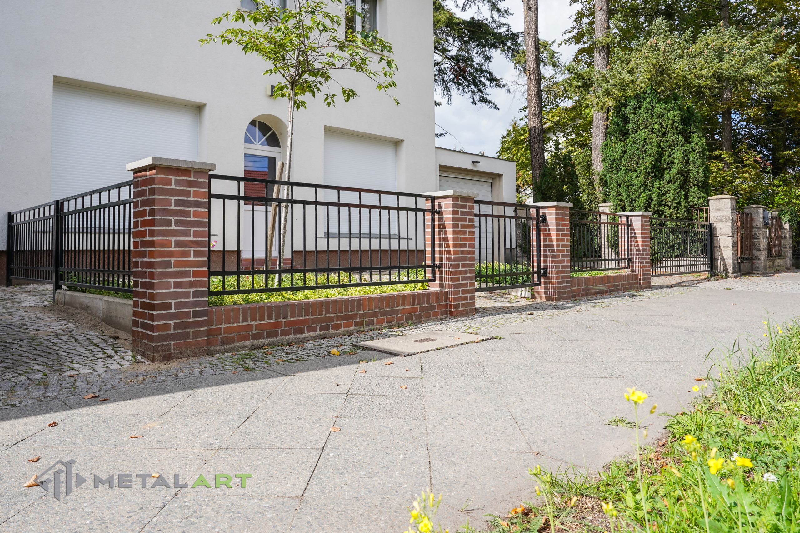 Rahmenzaun, Zaunprojekt, Zaunportfolio, Zaunmuster, Schmiedezaun, Schmiedezäune, Zaunanlage Projekt, Zaun Metal Art, Zäune aus Polen, Zaun Berlin, Zäune und Tore, Gartenzaun, Gartenzäune