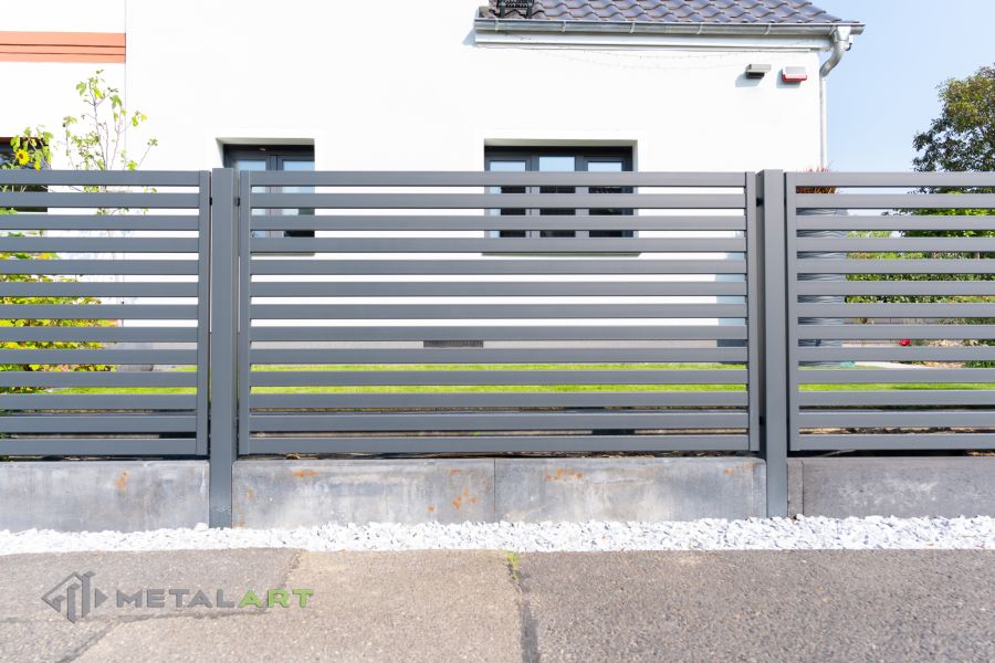 Sichtschutzzaun, Sichtschutzzäune, moderne Zäune, Zaunanlage Projekt, Zaun Metal Art, Zäune aus Polen, Zaun Berlin, Zaun günstig kaufen, Zäune und Tore, moderne Zäune, Sichtschutzzäune