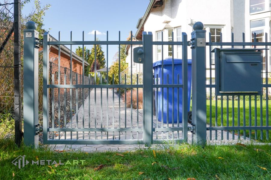 Zaunprojekt, Zaunportfolio, Zaunmuster, Schmiedezaun, Gartenzaun,