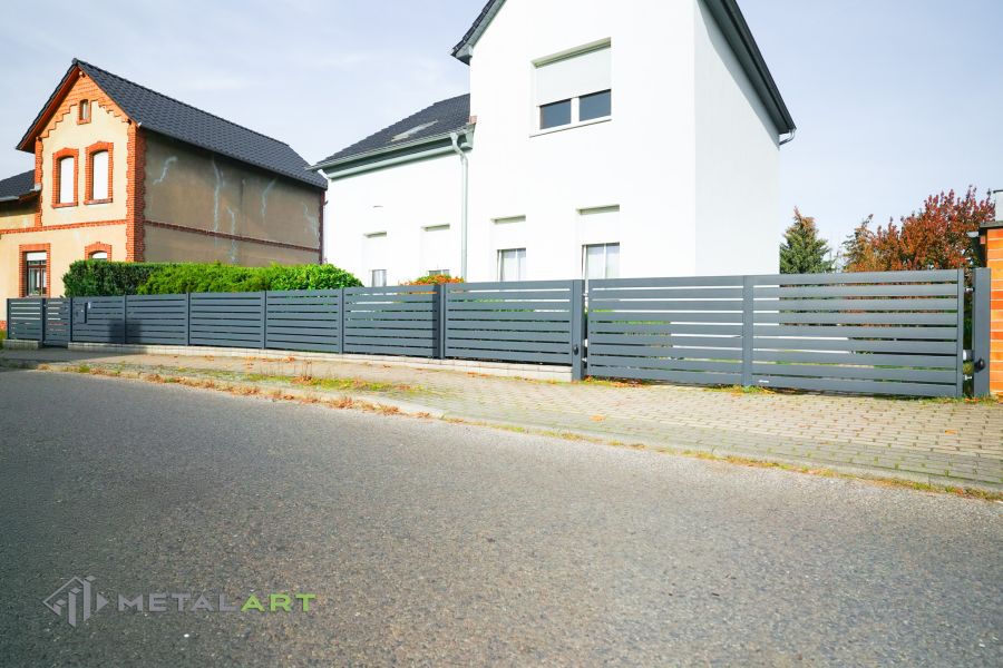 moderne Zäune, Zaunanlage Projekt, Zaun Metal Art, Zäune aus Polen, Zaun Berlin, Zaun günstig kaufen, Zäune und Tore, moderne Zäune, Sichtschutzzäune